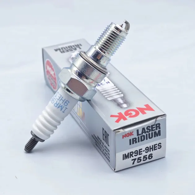 Свеча зажигания HONDA:CBR600 RR/CBR1000 RR FIREBLADE 0.6/1.0I 08- 7556 / IMR9E-9HES NGK